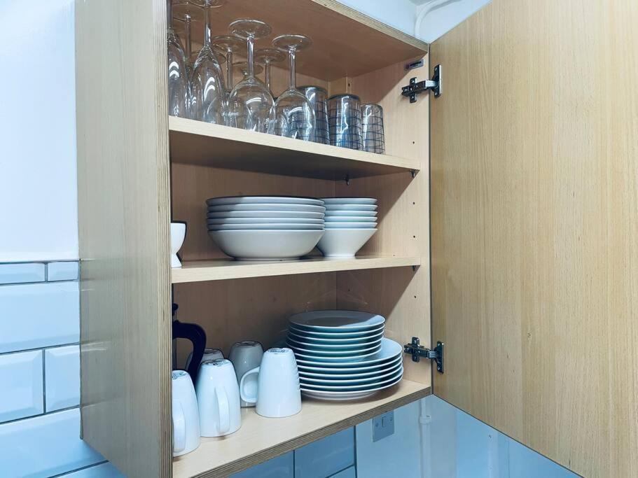 Homely 3 Bed Town House In Coventry City Centre 外观 照片